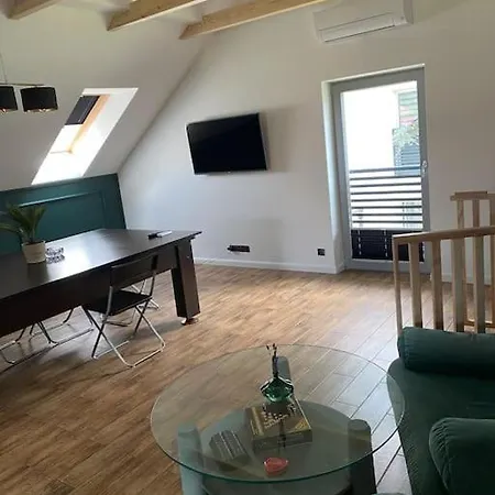 Beskid Family&chill Holiday home Tenczyn